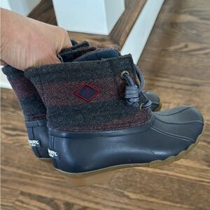 Kids sperry boots size 11 girls boys